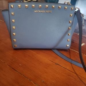 Michael kors crossbody